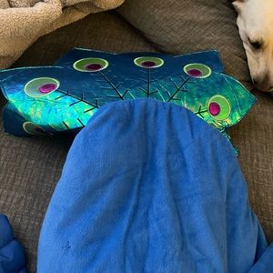 PEACOCK DOG COSTUME SZ x-large